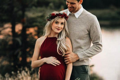 3 Looks for Your Holiday Maternity Photoshoot